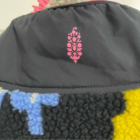 Free People Movement Hit The Slopes Pullover - XS - Picture 6 of 13